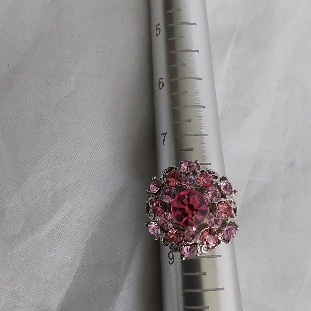 WOMEN'S SIZE‎ 8 PRINCESS BUBBLEGUM RING - Picture 2 of 7